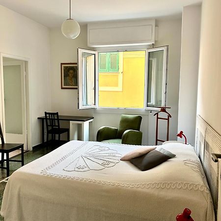 Il Mughetto In Pieno Centro Con Aria Condizionata Appartement Rapallo Buitenkant foto