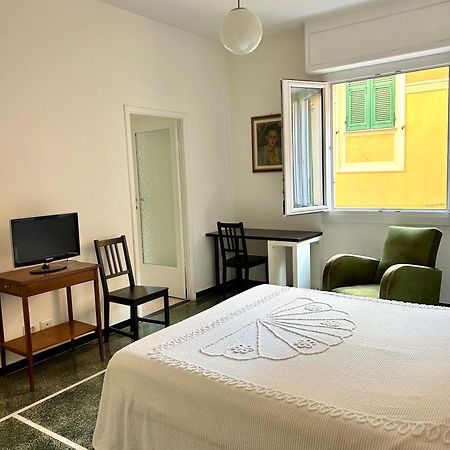Il Mughetto In Pieno Centro Con Aria Condizionata Appartement Rapallo Buitenkant foto